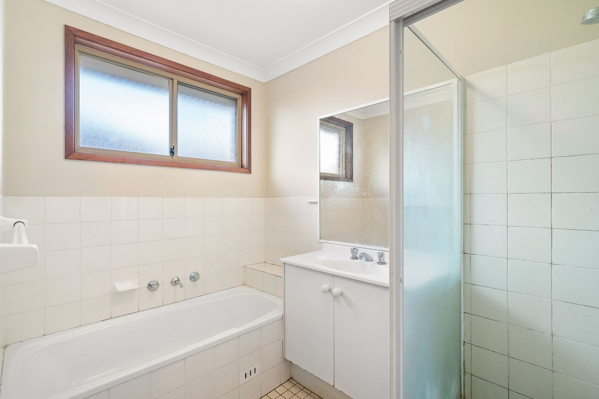 Real Estate For Sale 183A Farnham Road Quakers Hill , NSW