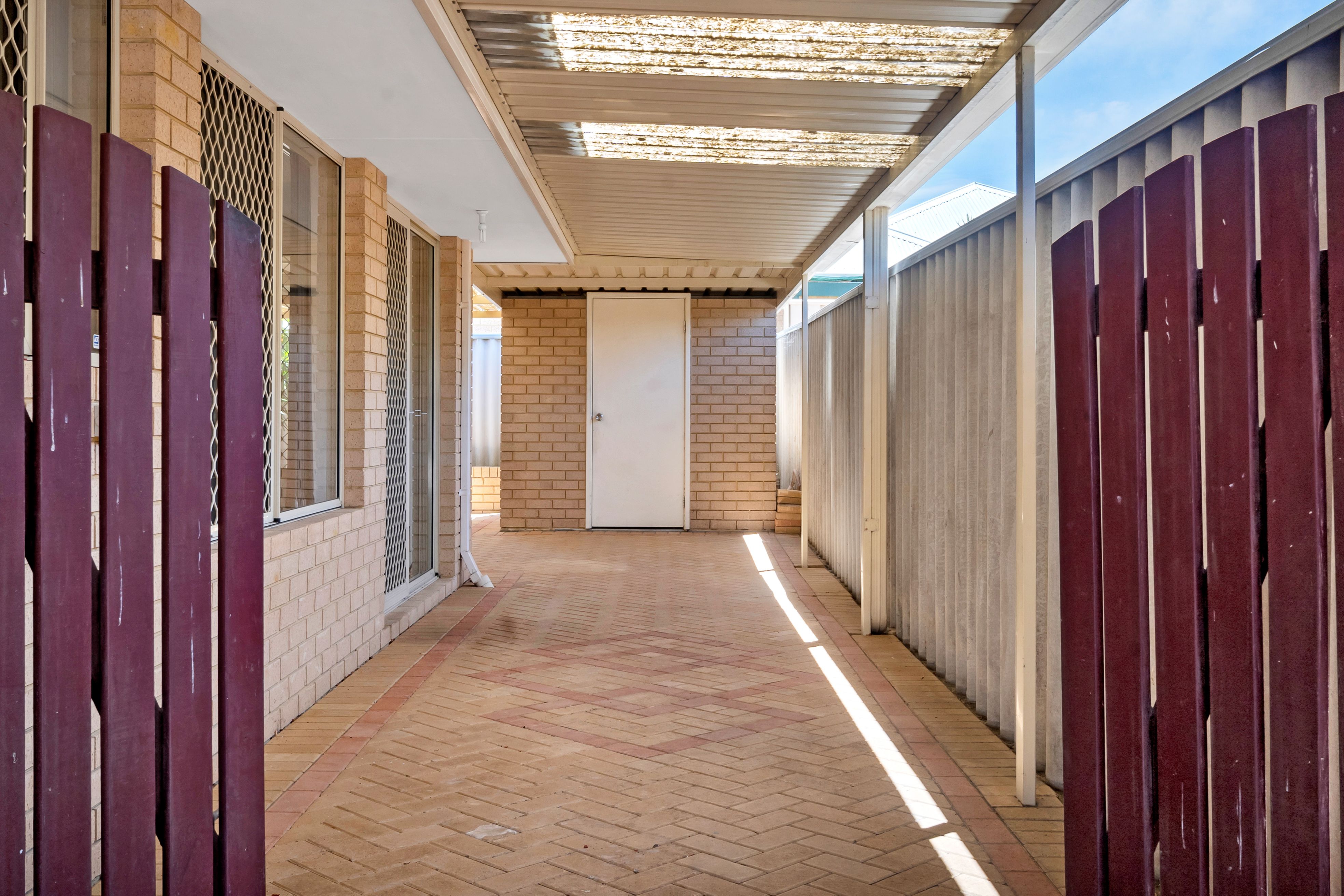 Real Estate For Sale 4/82 Hamilton Street Cannington , WA