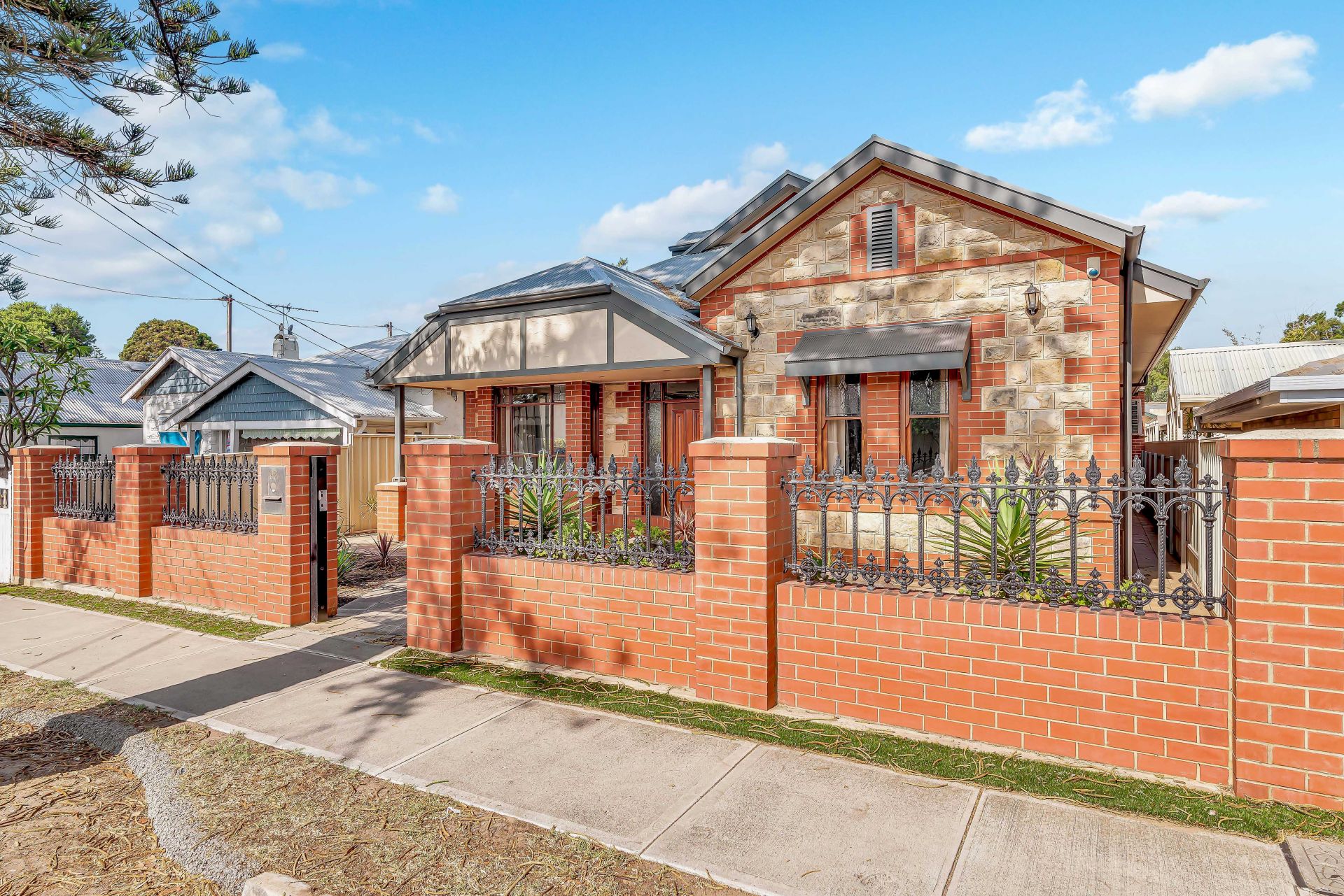 98 East Terrace, Henley Beach Williams Real Estate