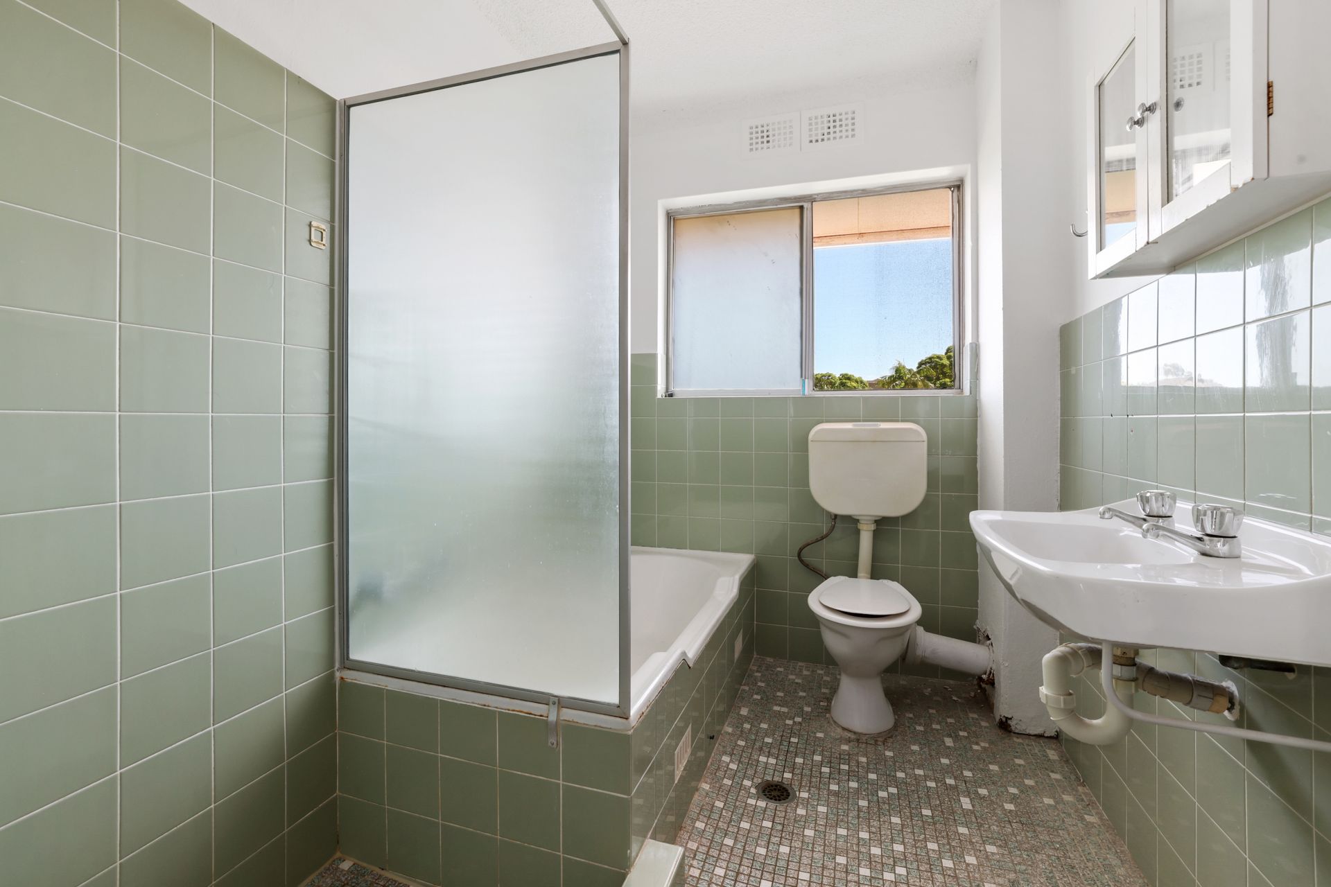 Real Estate For Lease 24/4 Greenwood Place Freshwater , NSW