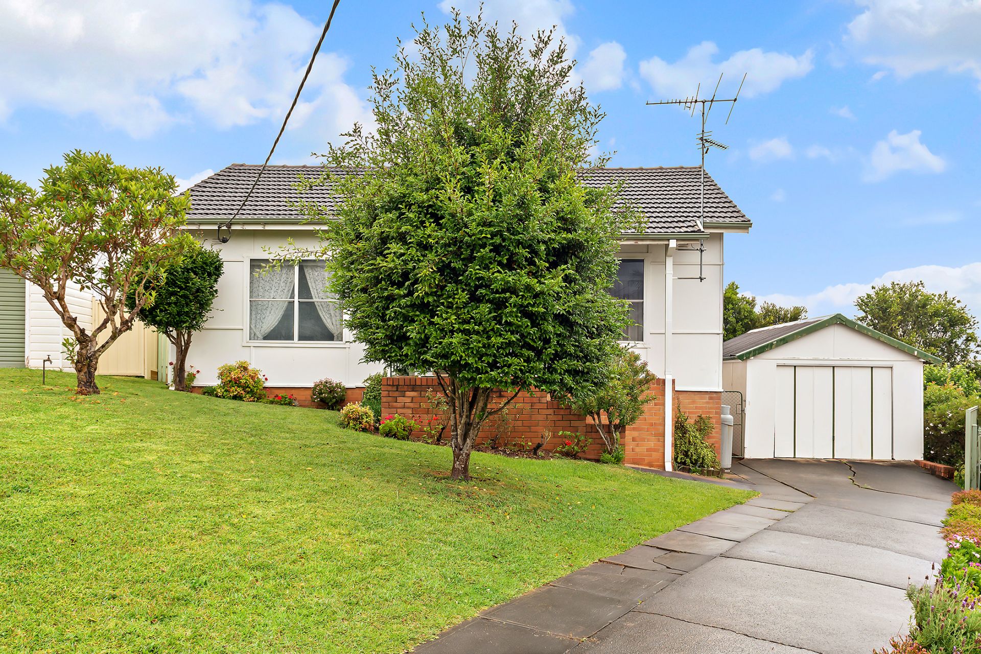 Real Estate For Sale 38 Meldrum Avenue Mount Pritchard , NSW