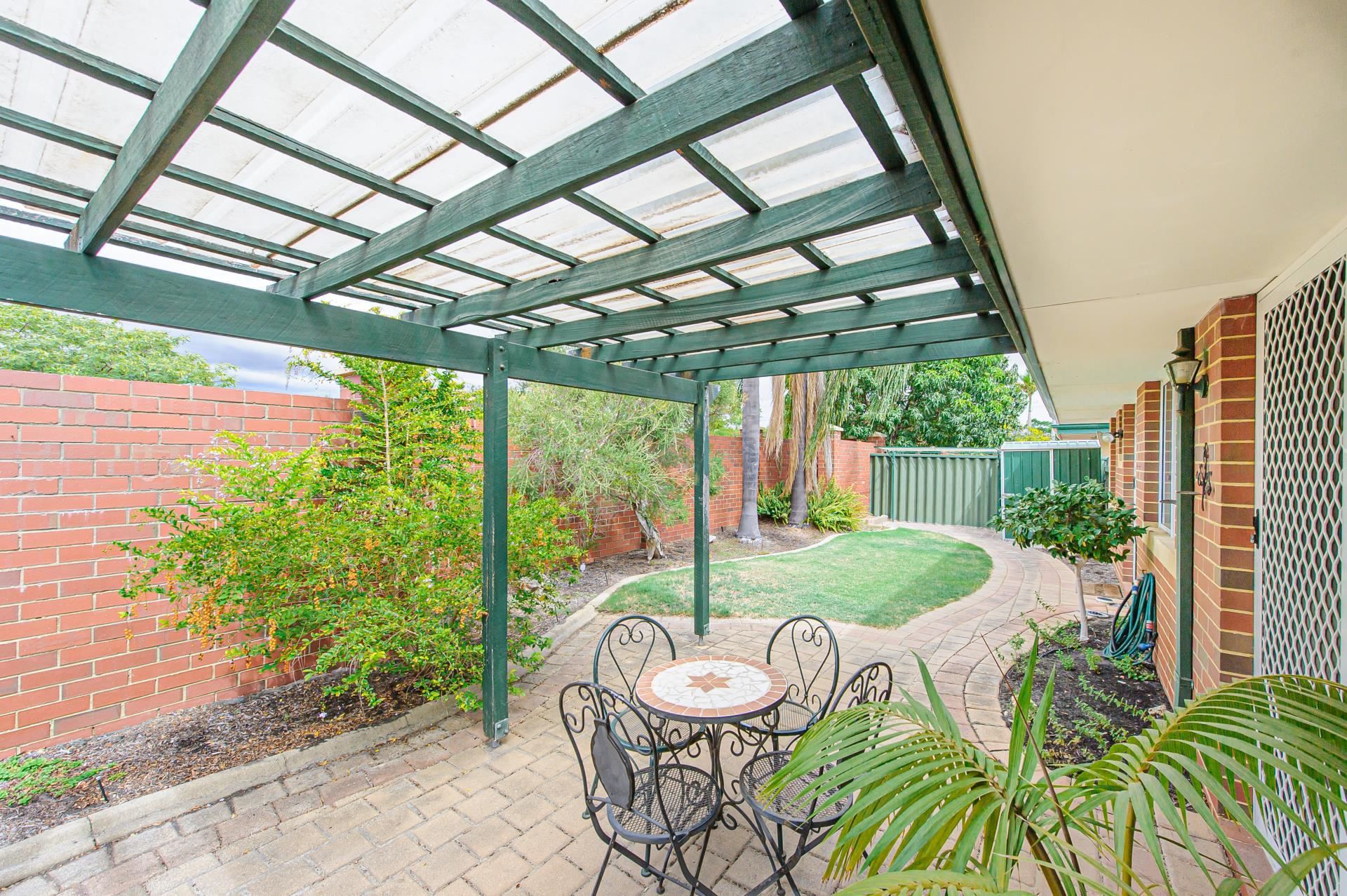 Real Estate For Lease 2/2 Glennis Cl Gosnells , WA