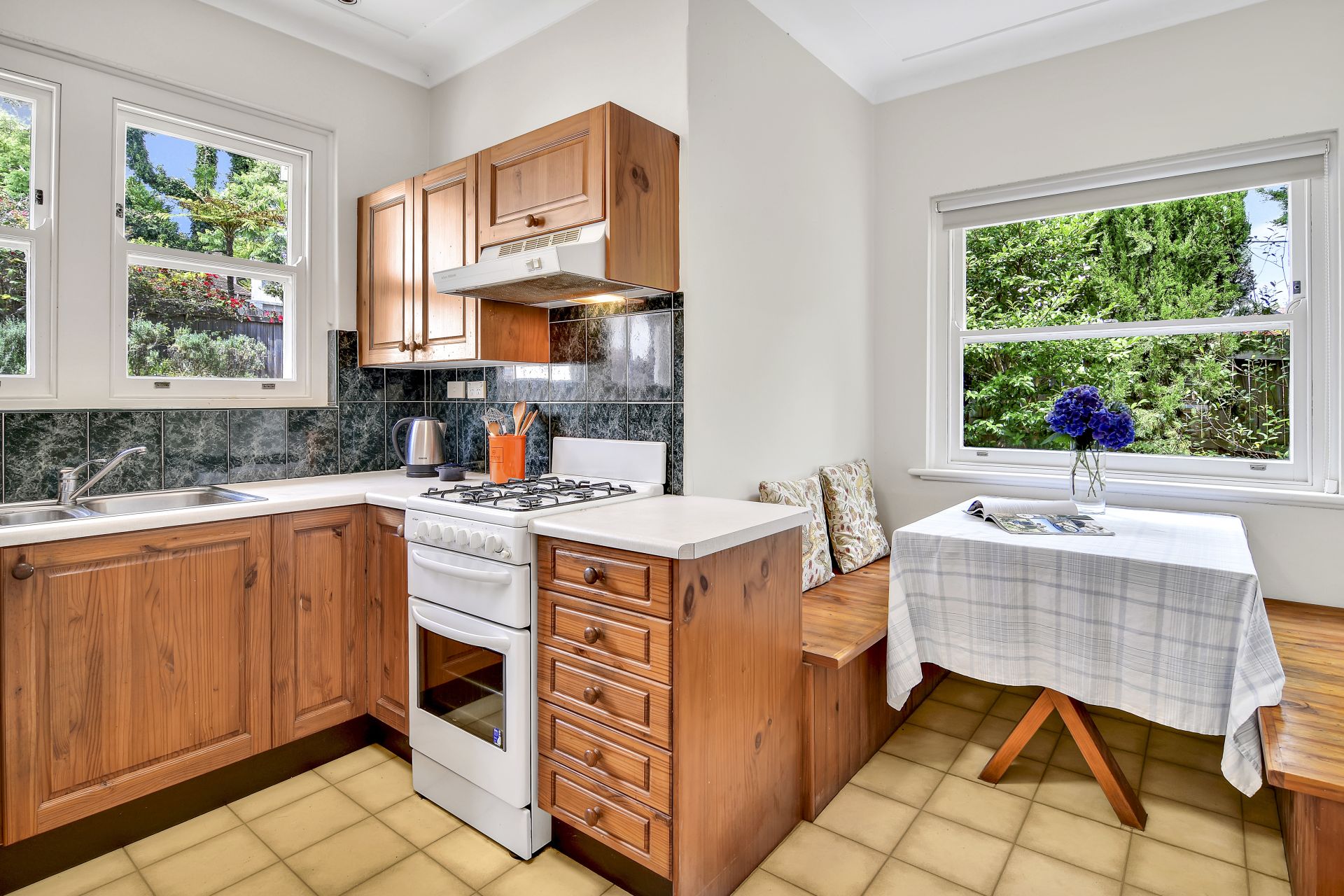 Real Estate For Sale 8A Sunnyside Crescent Castlecrag , NSW