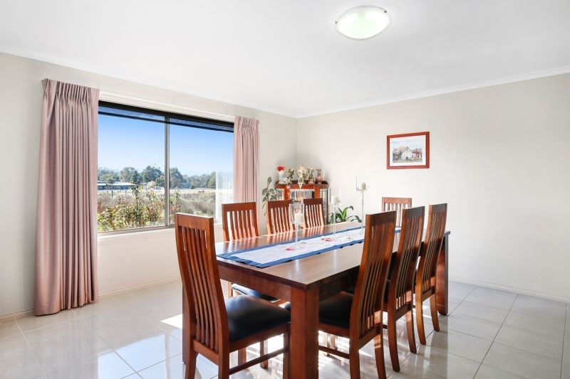 15 Hamilton Hume Terrace, YEA Noble Knight