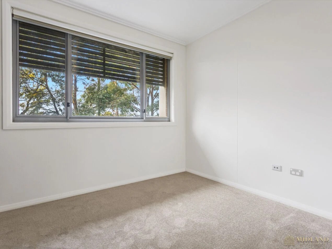 Midland Realty Group Real Estate For Sale 17/728730 Pacific