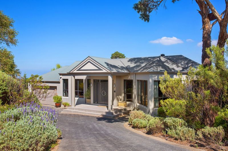 18 Burnalta Crescent, Burnside Williams Real Estate