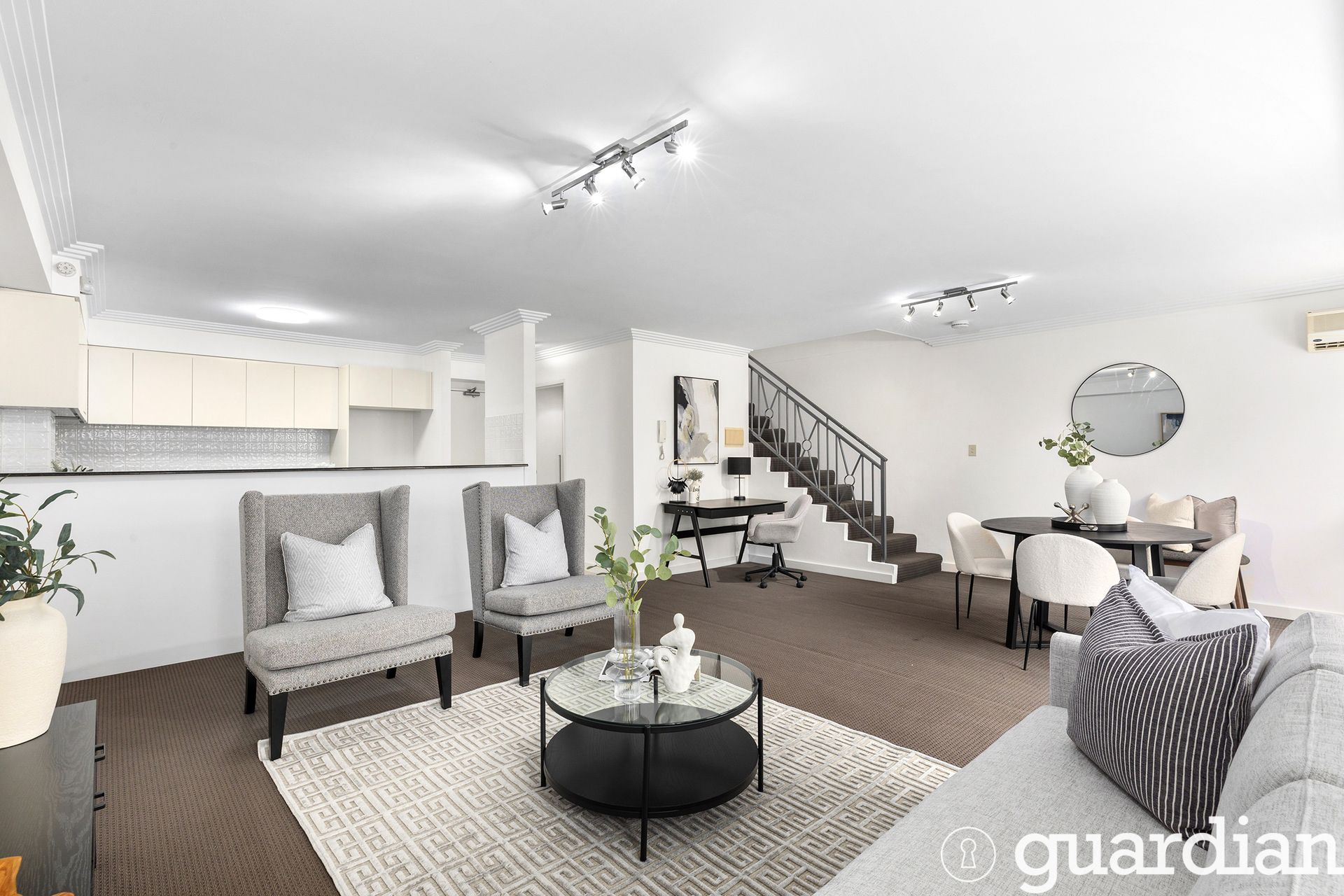 12/1 Hume Avenue, Castle Hill Guardian Realty