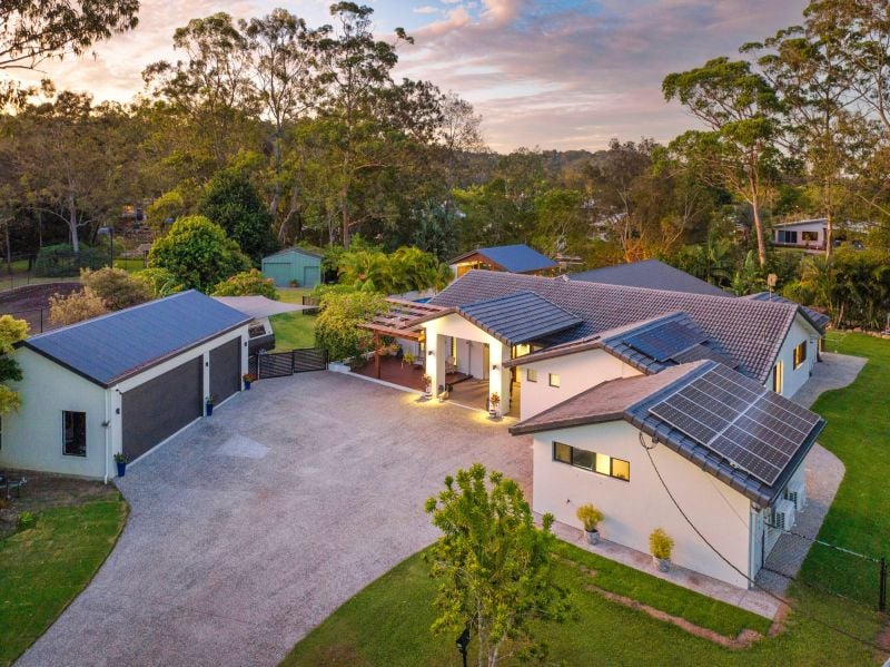 Real Estate For Sale 12 Jutland Place Currumbin Waters , QLD