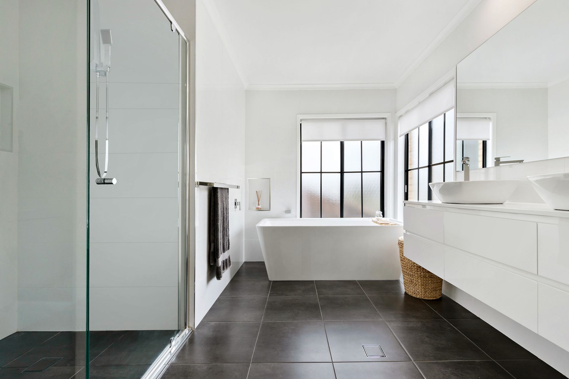 Real Estate For Sale 4 Hillside Drive Harrington Park , NSW