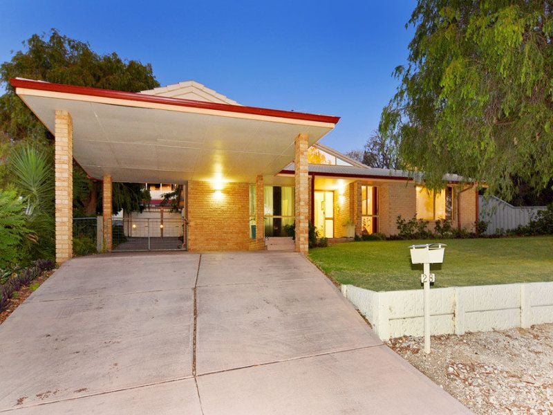 Real Estate For Sale 28 Birch Way Australind , WA