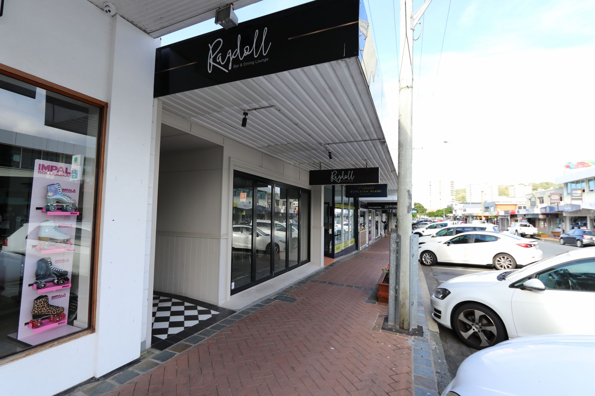 49 James Street, Burleigh Heads Lacey West