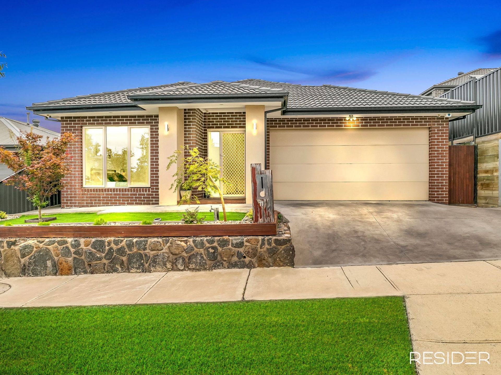 11 Stamlor Road, Mernda Resider Real Estate
