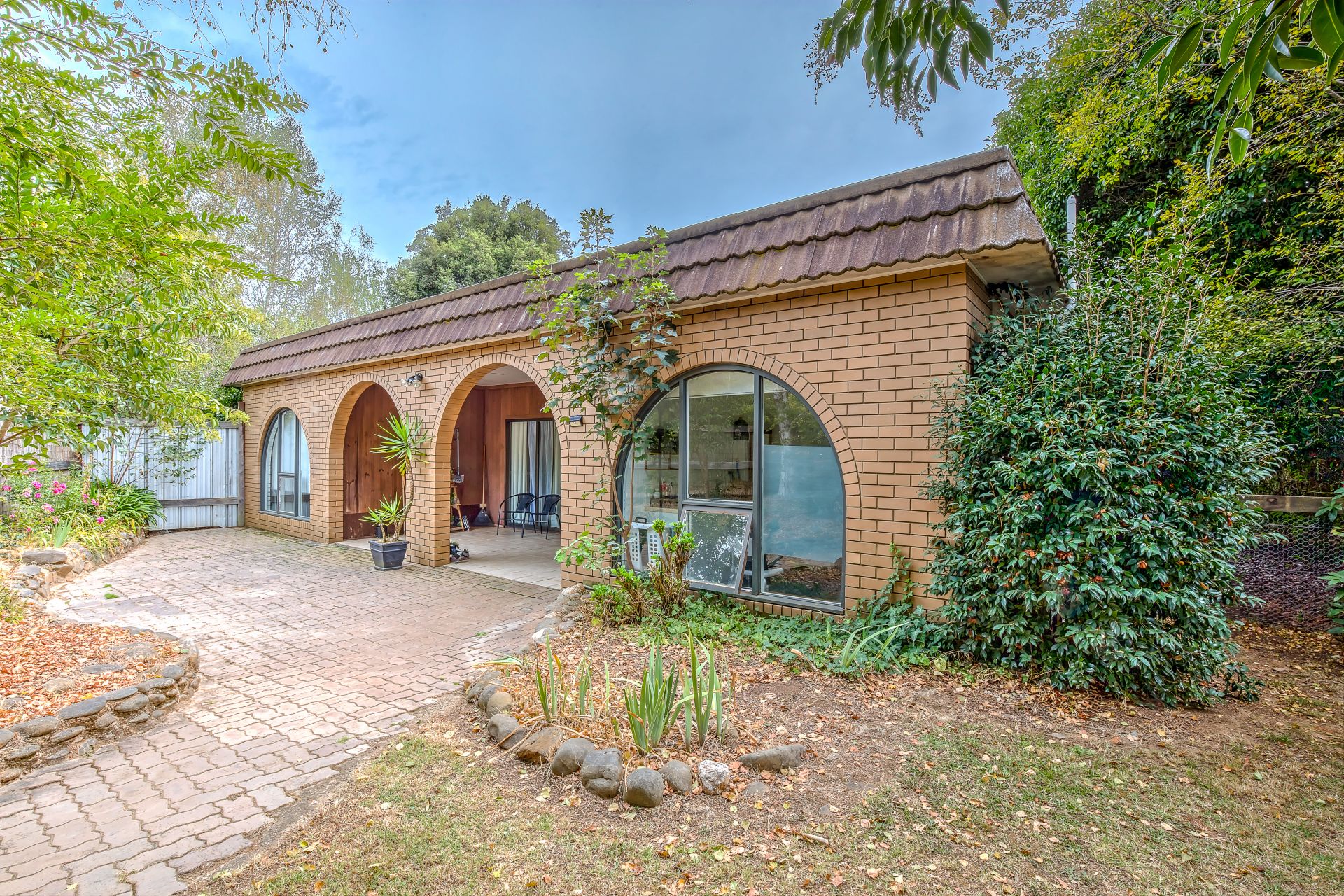 7097 Great Alpine Road, Porepunkah Dickens Real Estate