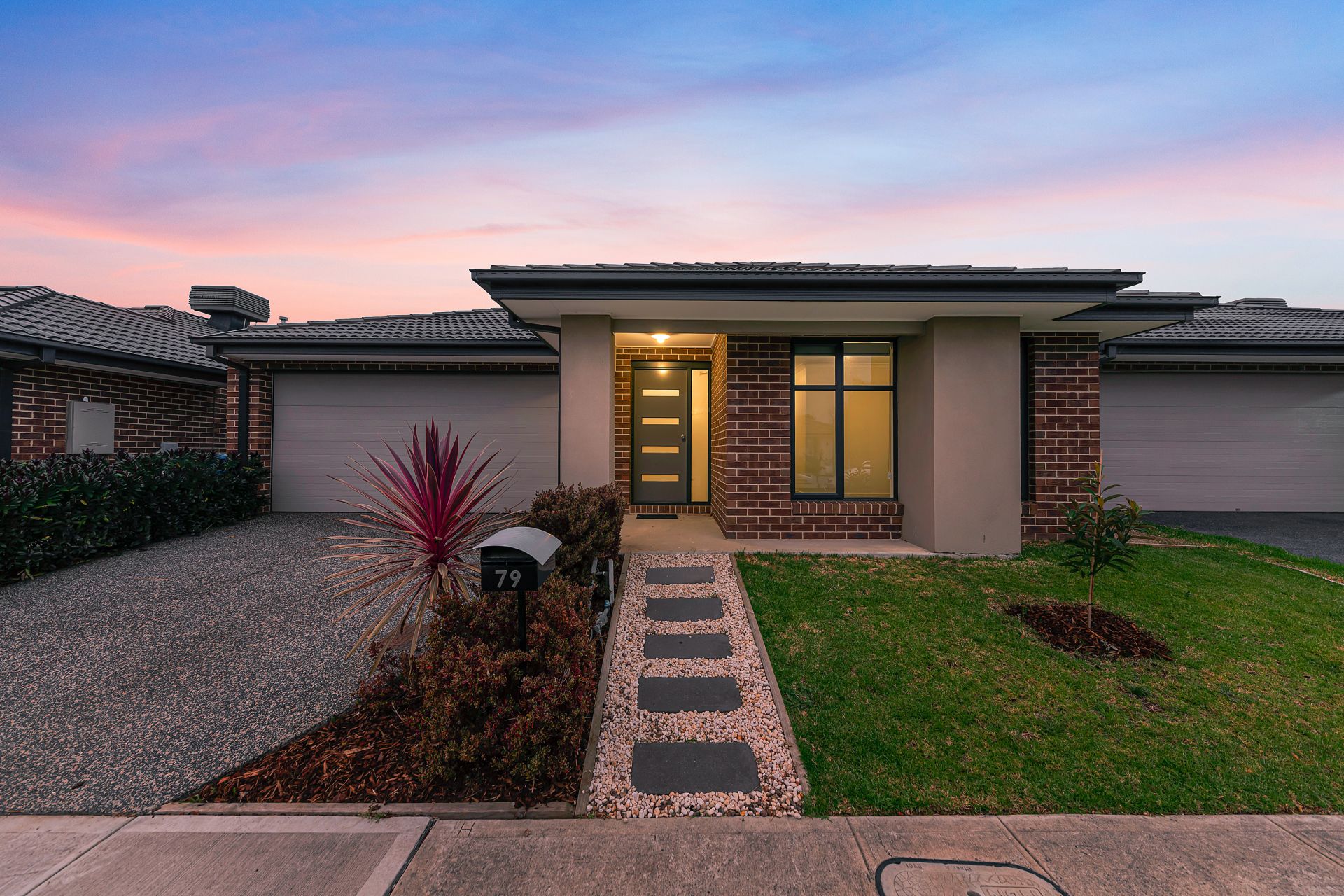 79 Heybridge Street, Clyde North OBrien Real Estate