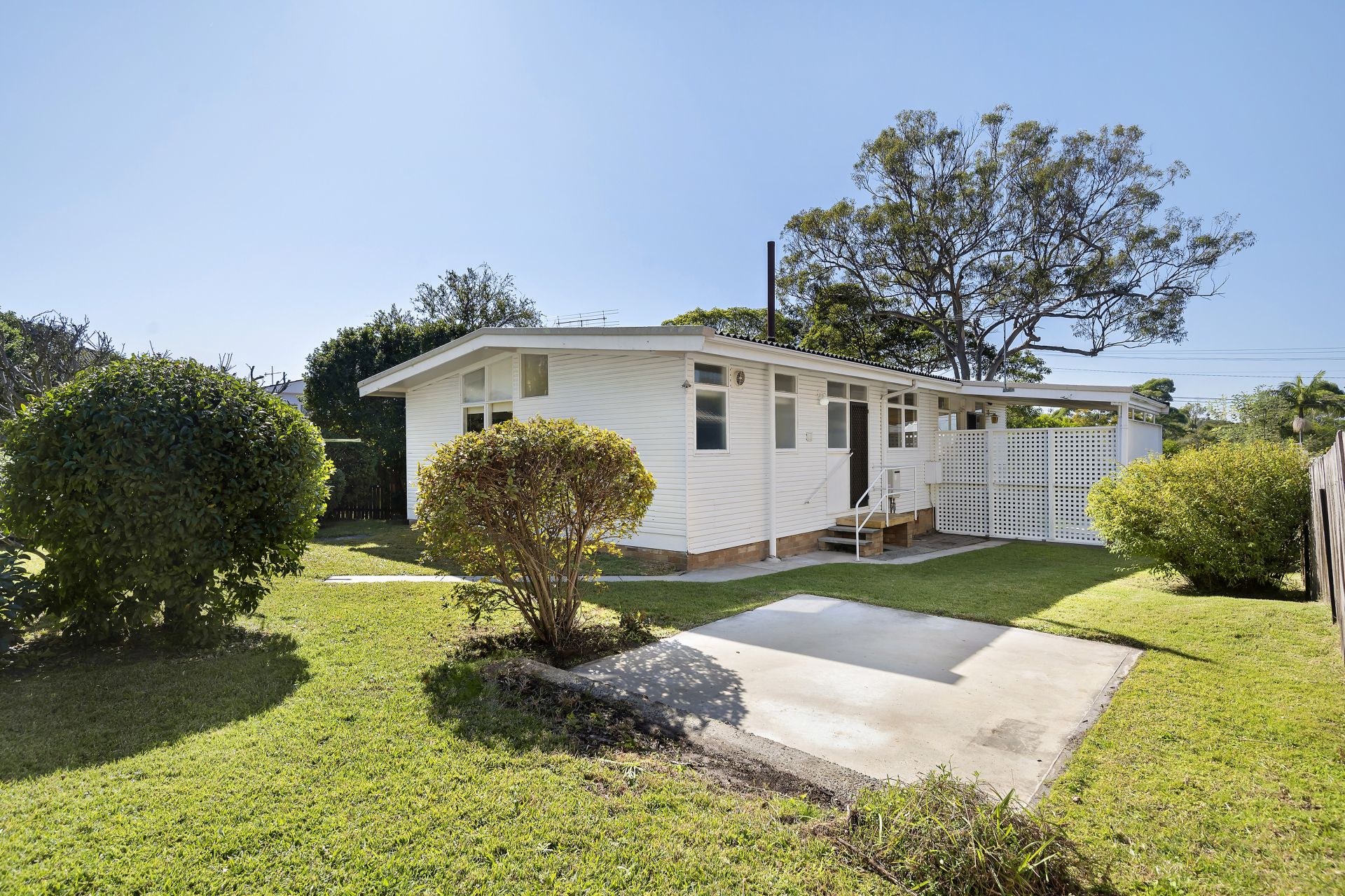 Real Estate For Sale 11 Anzio Avenue Allambie Heights , NSW