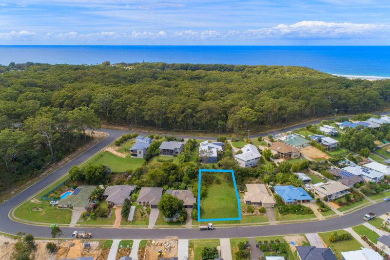 Real Estate For Sale 9 Seaforth Drive Valla Beach , NSW