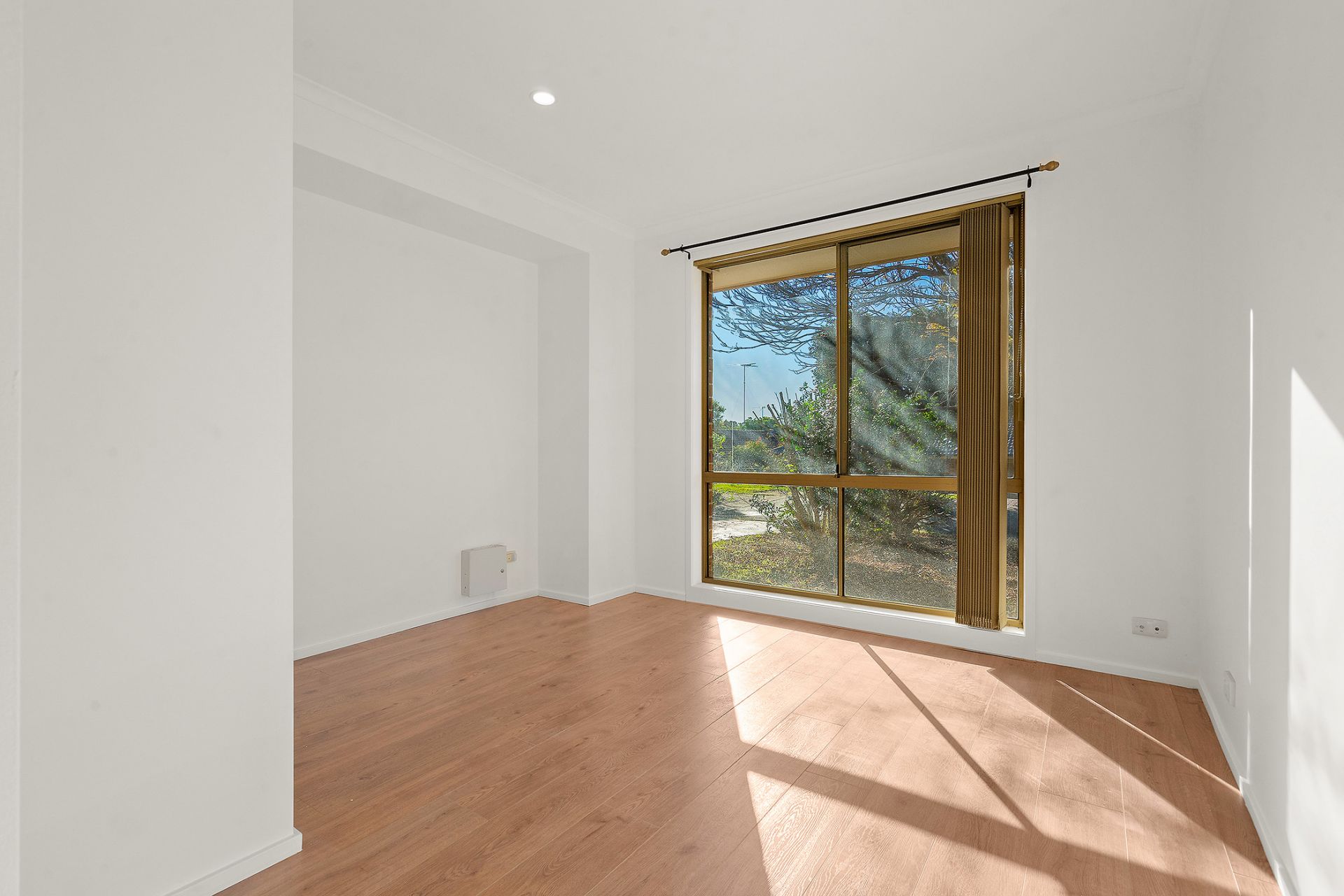 Real Estate For Sale 14 Fan Way Stanhope Gardens , NSW