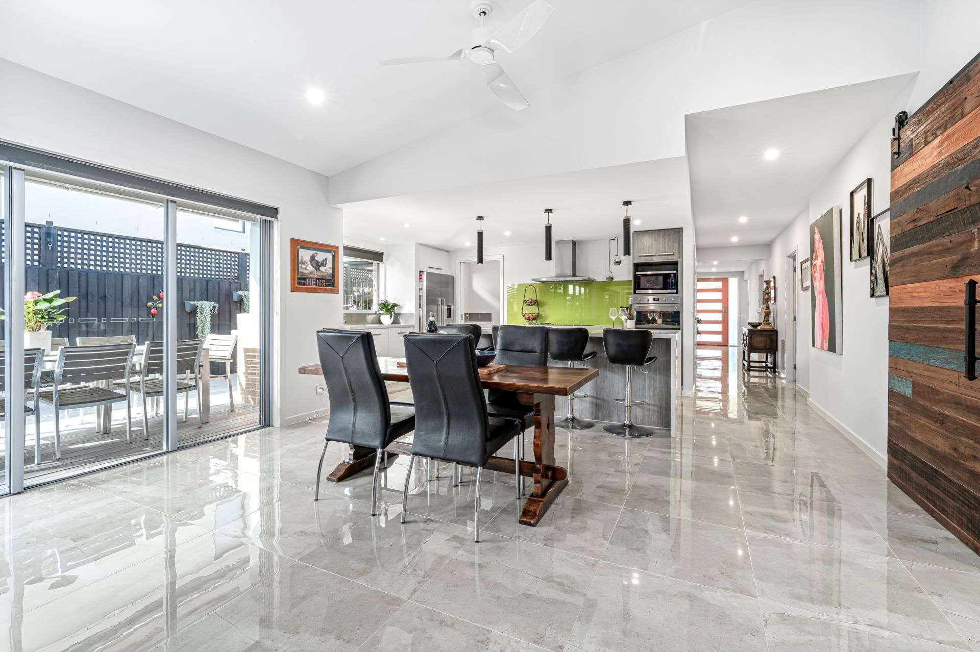 45 James Avenue, Aspendale OBrien Real Estate