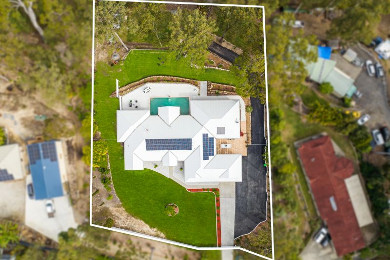 Real Estate For Sale 9 Eucumbene Place Maudsland , QLD