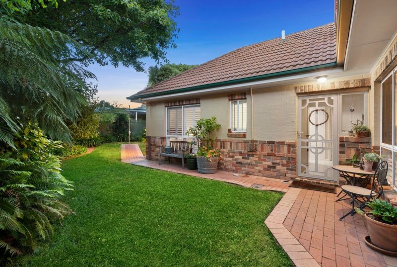 9 Rosewood Glen, Jerrabomberra Ian McNamee & Partners Pty Ltd