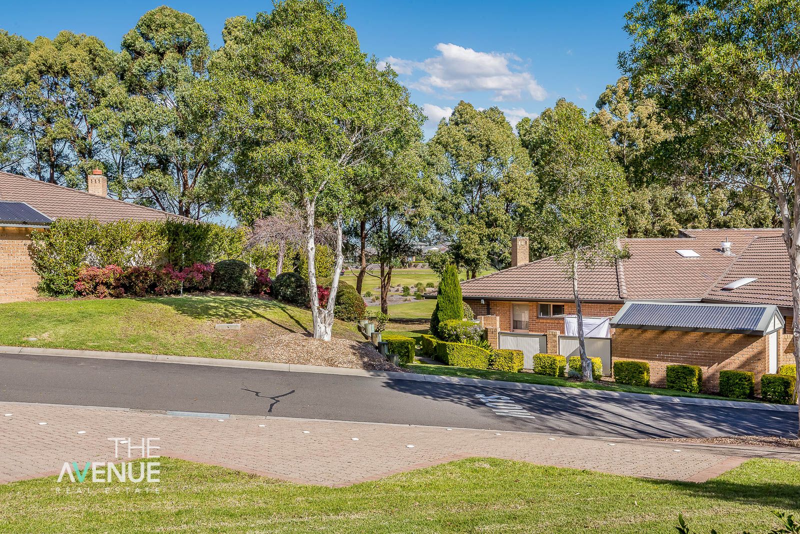 Real Estate For Sale 29 Castle Pines Drive Norwest , NSW