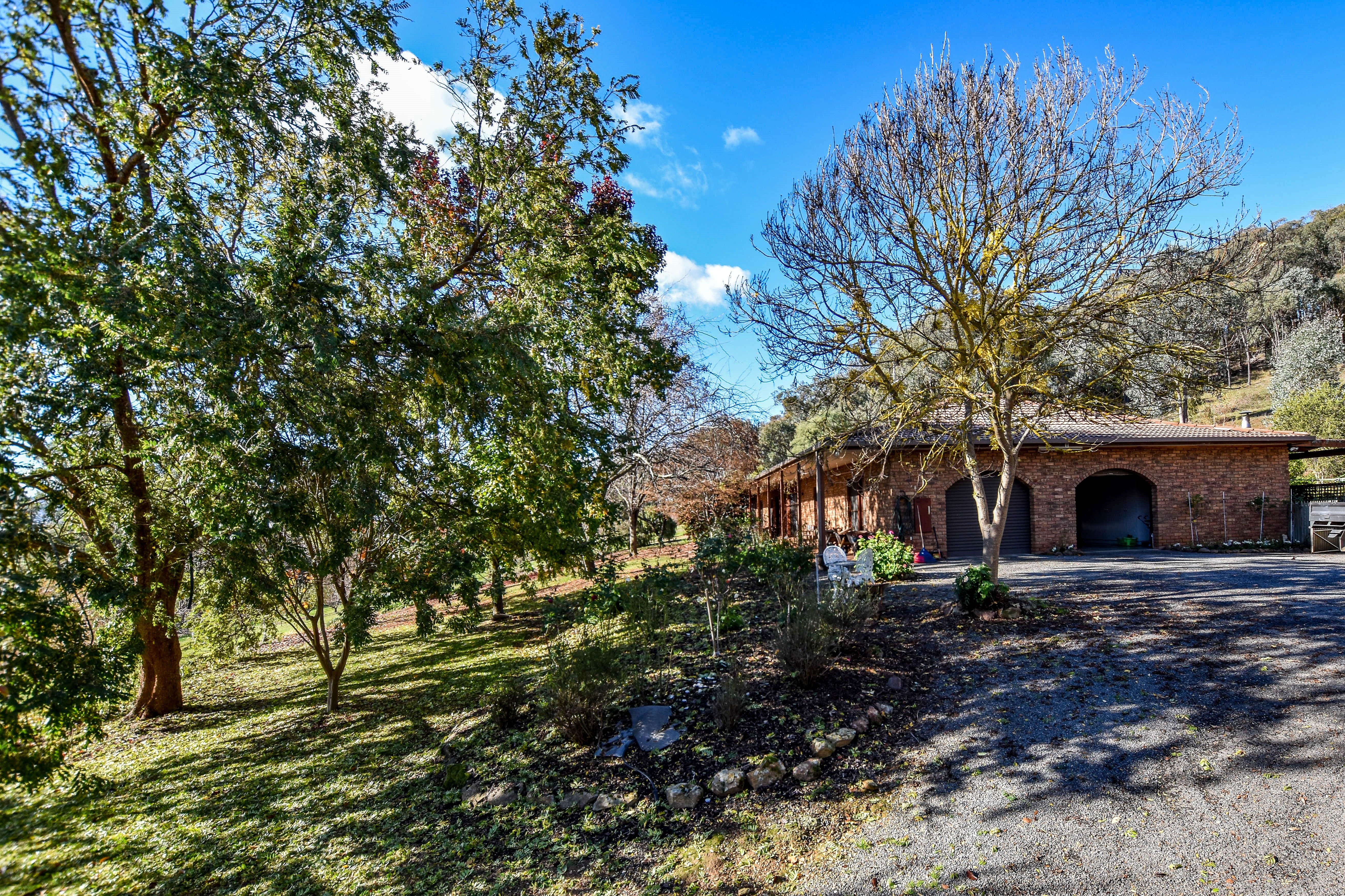 Real Estate For Sale 283 Buffalo River Road Myrtleford , VIC