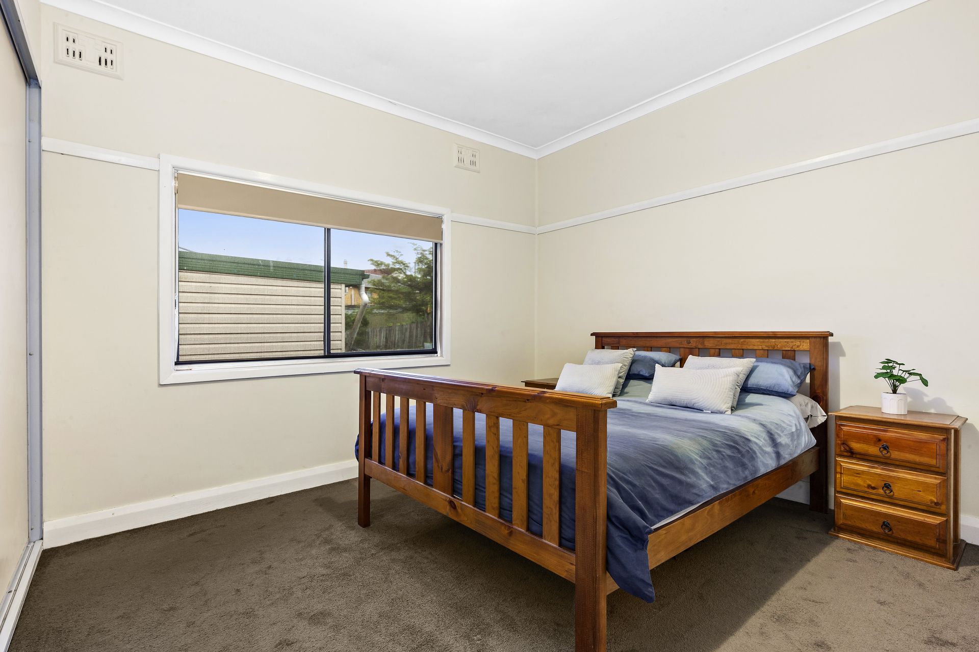 Real Estate For Sale 20 Bruce Road Warrawong , NSW