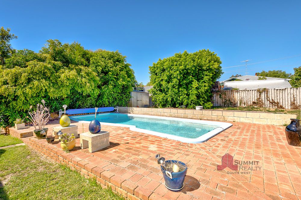 Real Estate For Sale 29 Eulalia Street Carey Park , WA