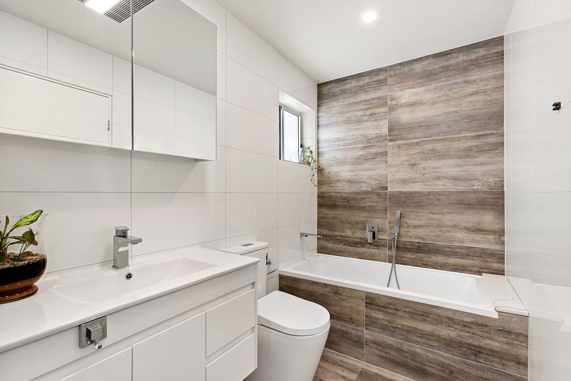 Real Estate For Sale 41 Kurrajong Avenue Hall , NSW