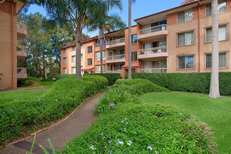 Real Estate For Sale 21/5 Mead Drive Chipping Norton , NSW