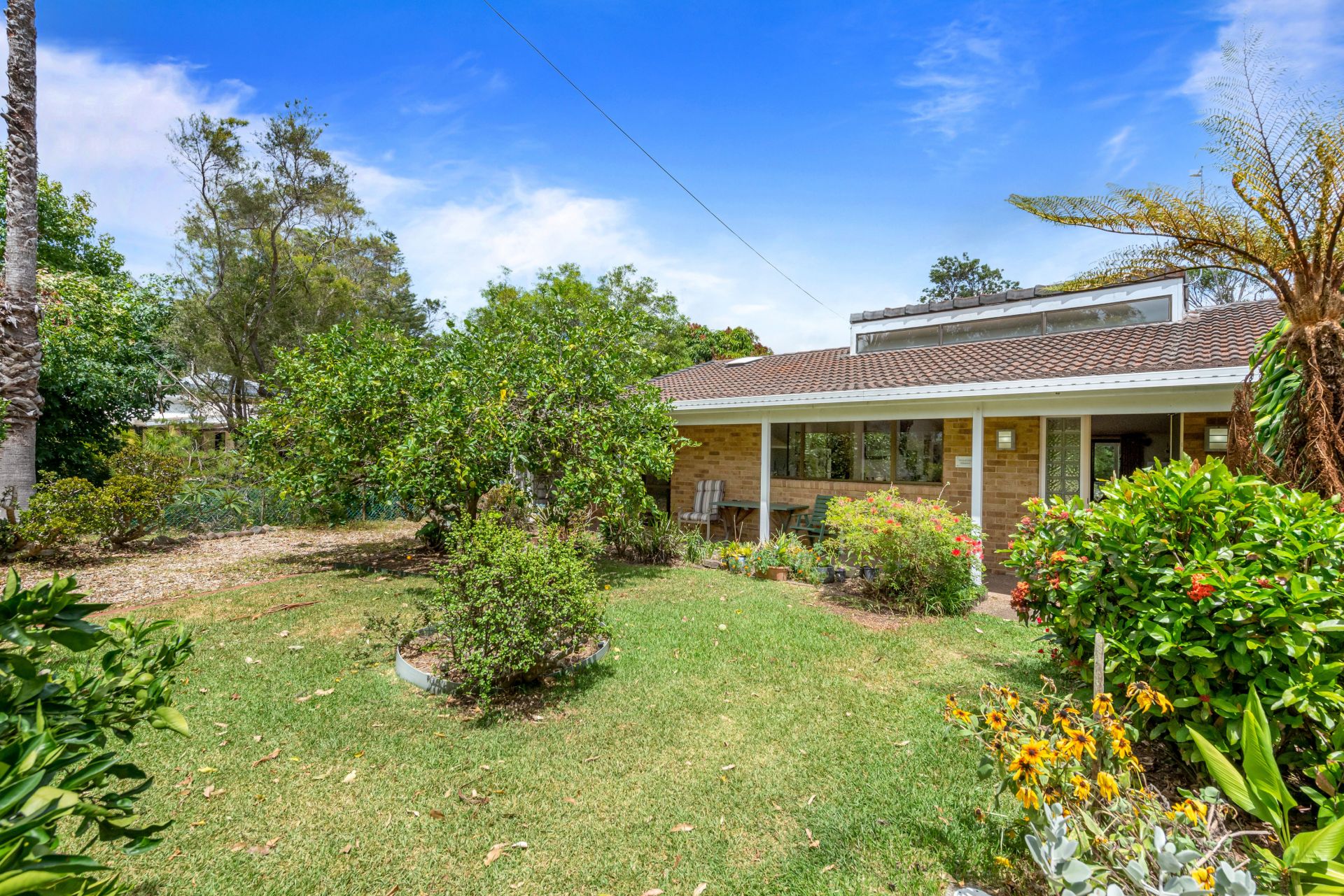 123 Riverside Drive, Riverside HEM Real Estate