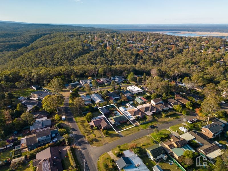 4 Germaine Avenue, Mount Riverview Chapman Real Estate