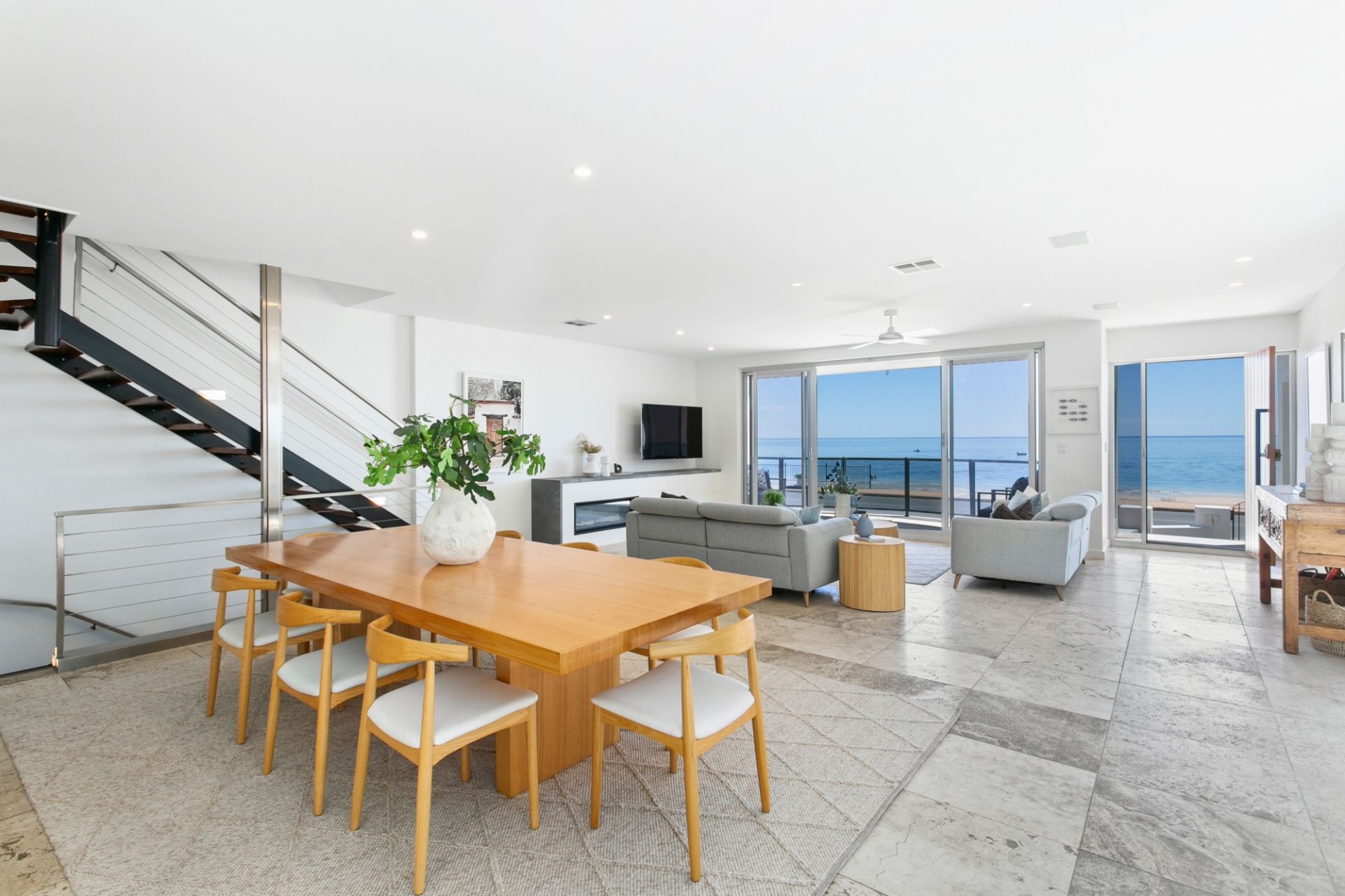 99 Esplanade, Hove McCammon Real Estate