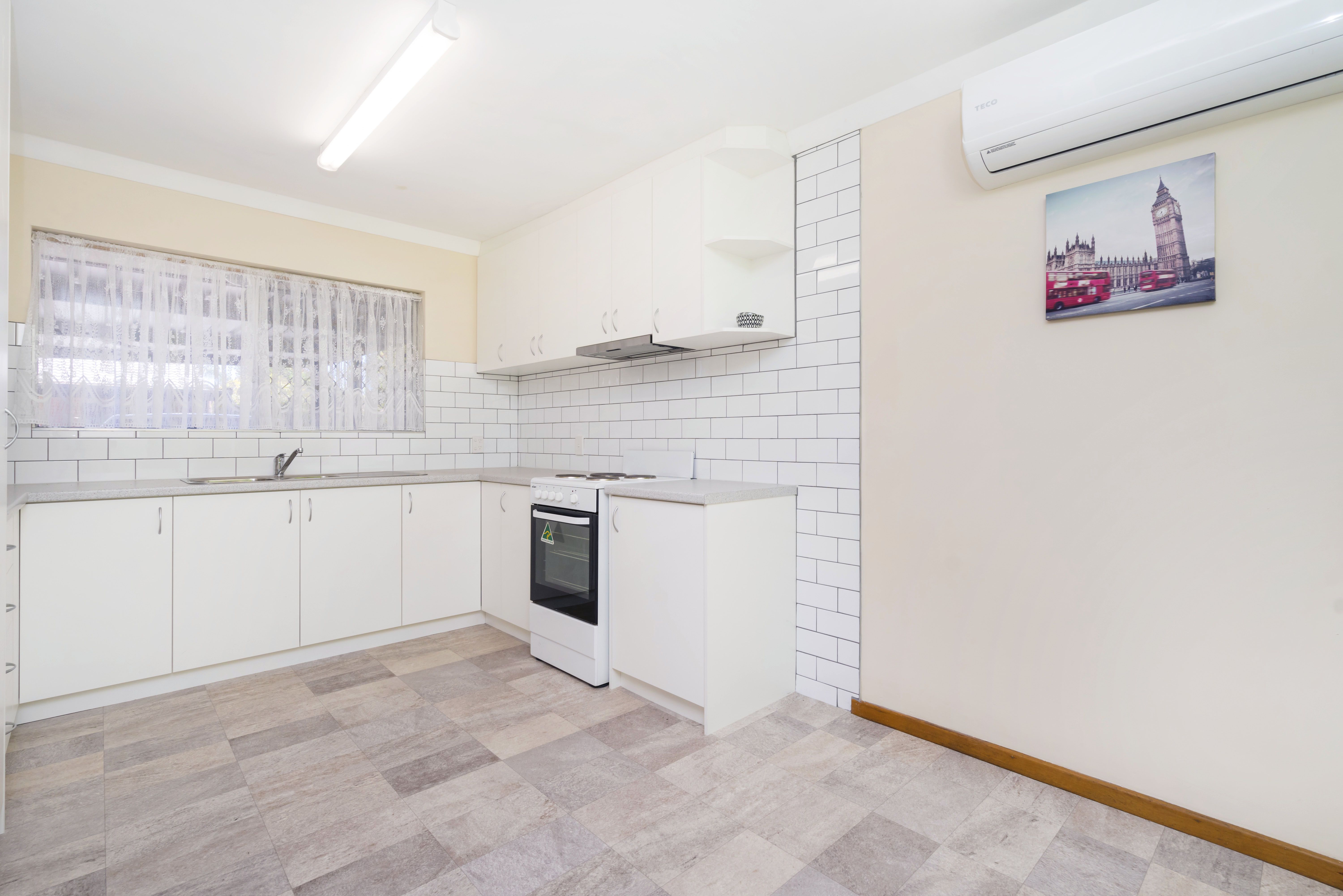 Real Estate For Sale 14/80 Clydesdale Street Como , WA