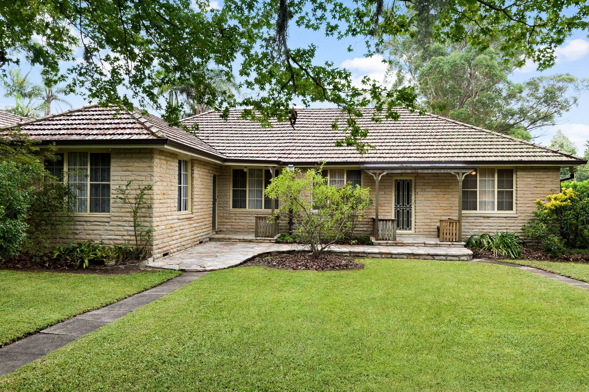 Real Estate For Sale 121 & 121A Edgeworth David Avenue Wahroonga , NSW