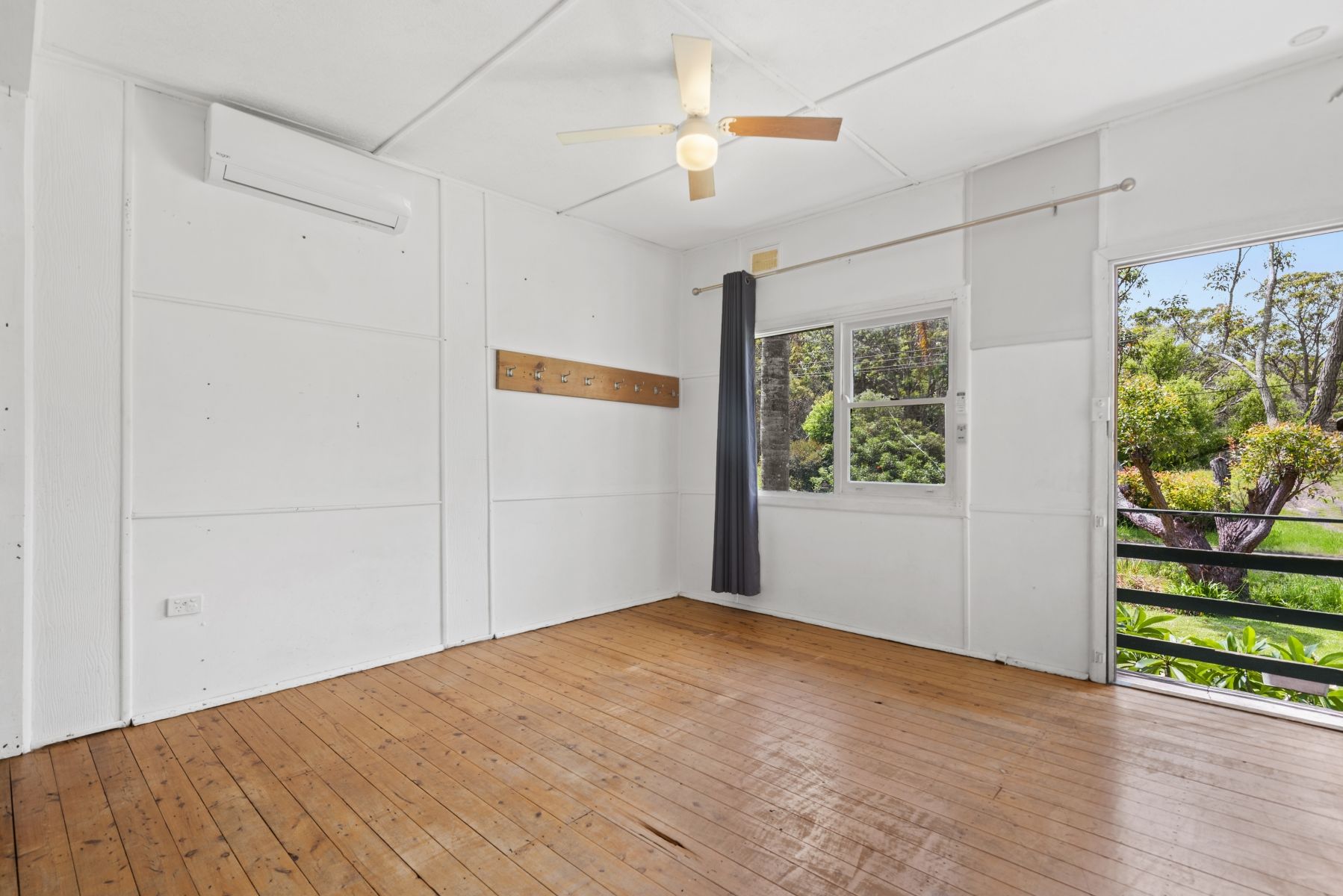 Real Estate For Sale 30 Winani Road Erina , NSW