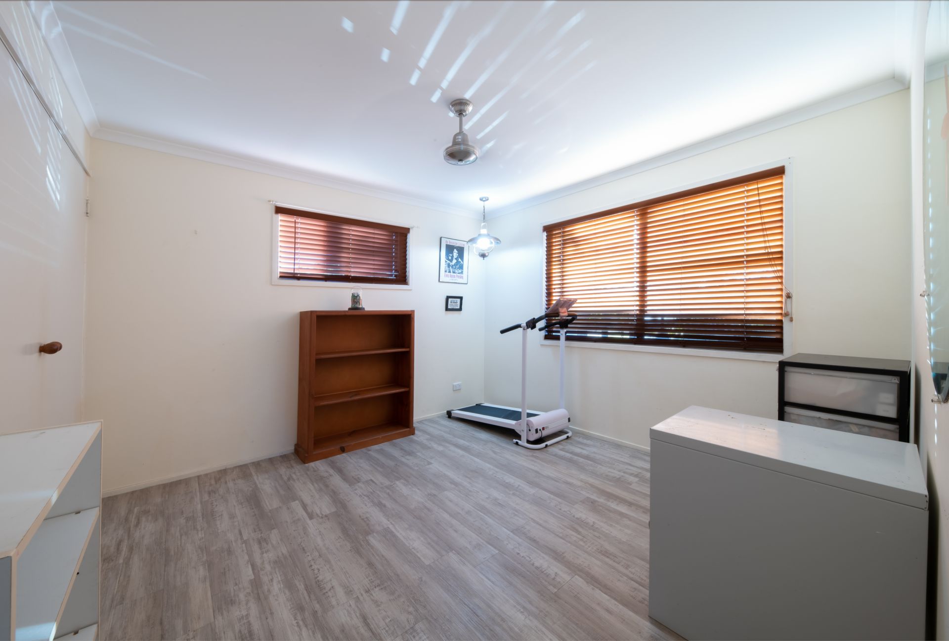 22 Manooka Drive, Cannonvale Taylors Property Specialists
