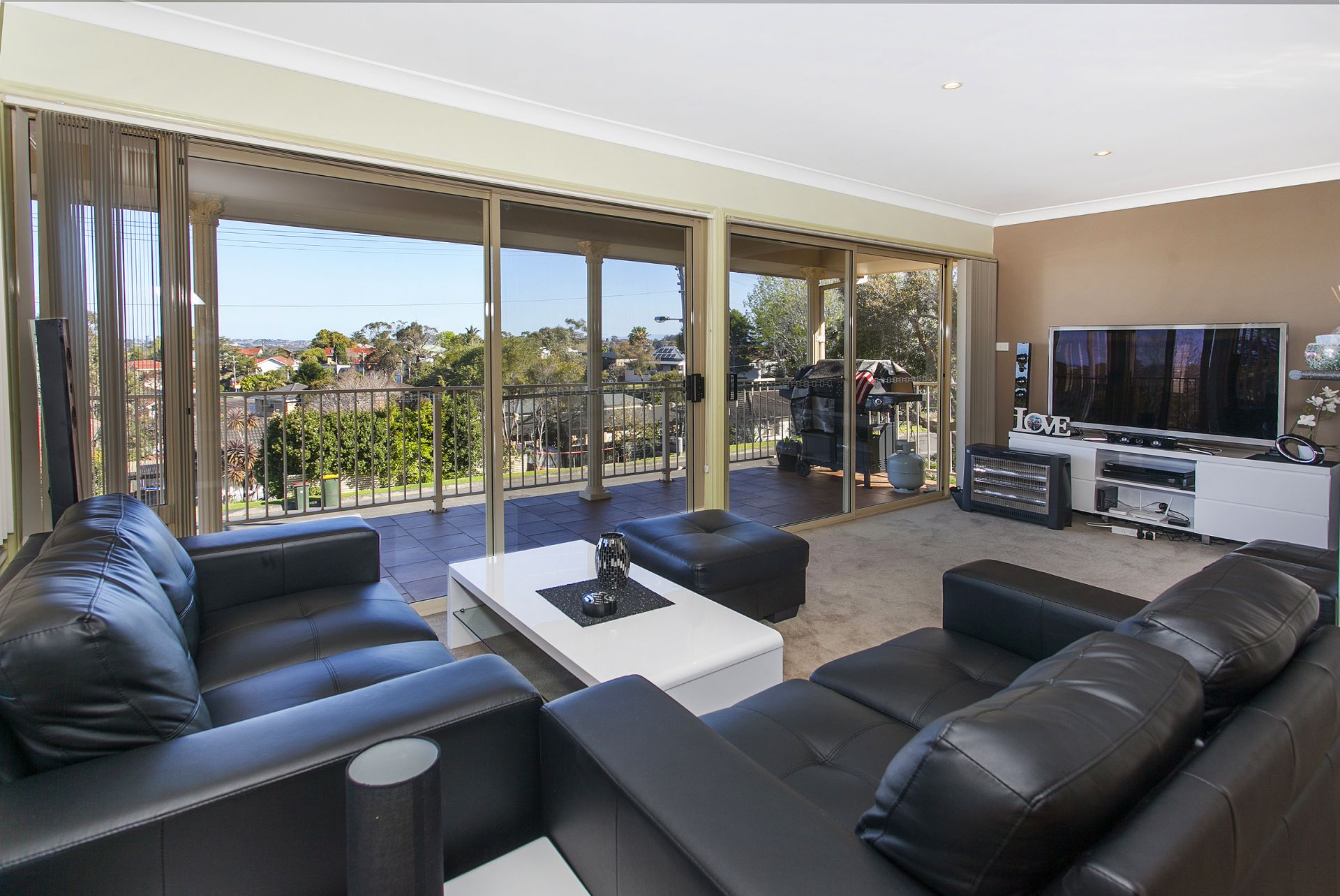 Real Estate For Lease 40a Spring Street Mount Keira , NSW