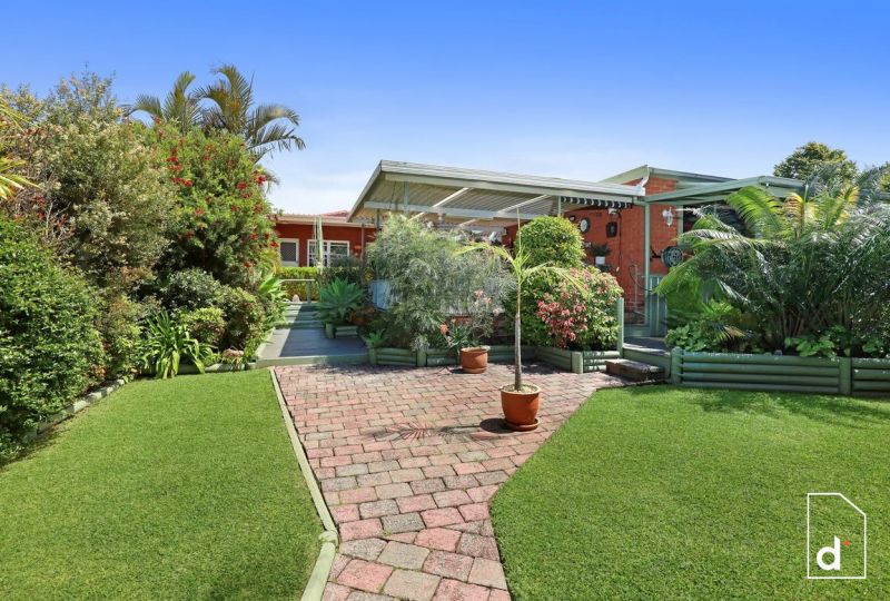 Sold property 1475000 for 44 Williams Crescent Russell Vale , NSW 2517