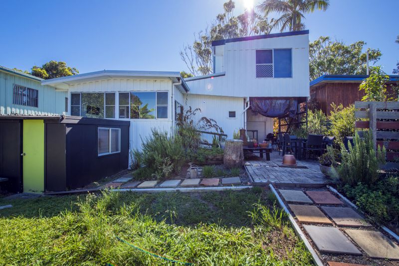 Real Estate For Sale 6 Rowley Street Mylestom , NSW