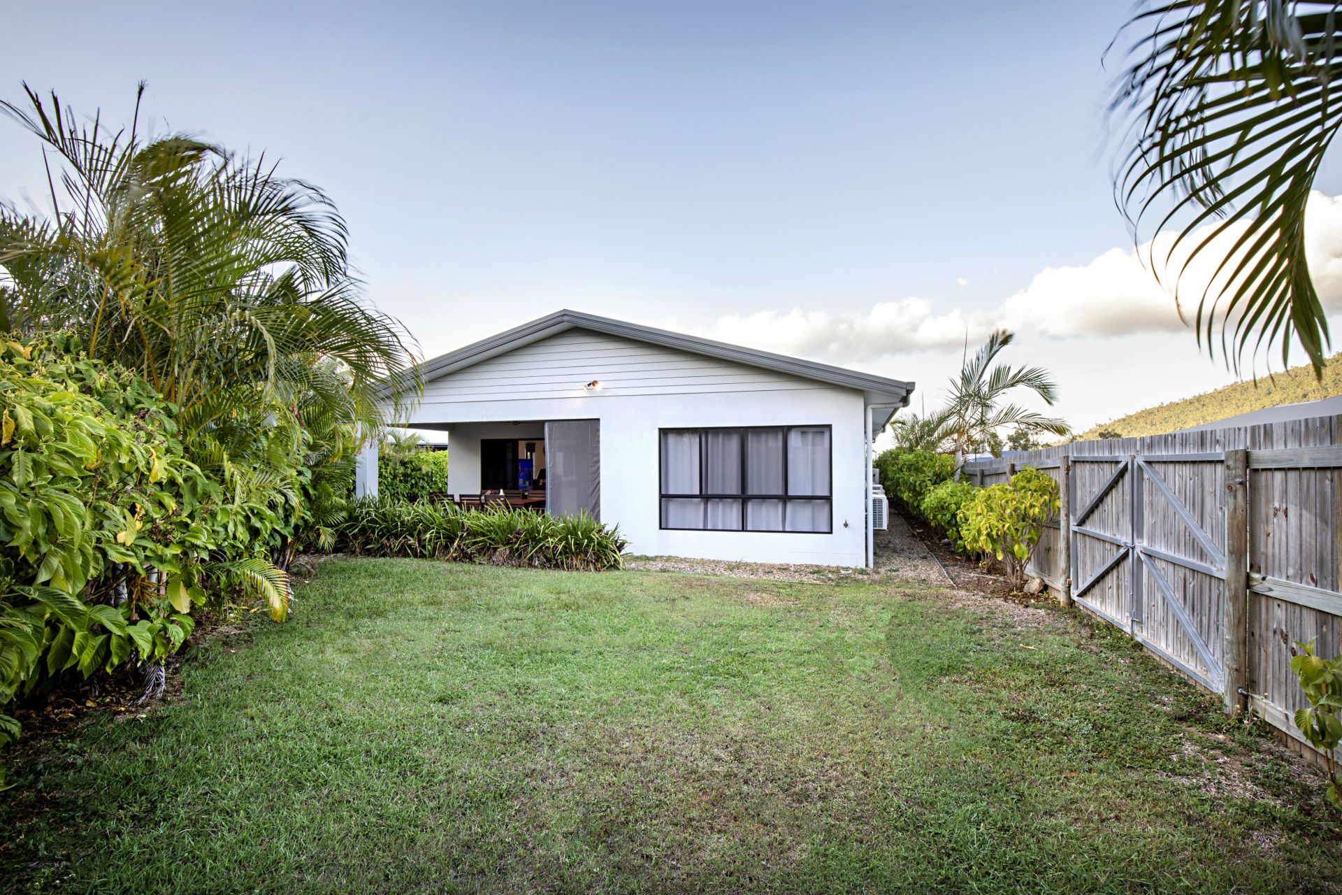26 Lemau Court, Jubilee Pocket Taylors Property Specialists