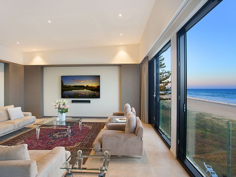 Real Estate For Sale 17 Hedges Avenue Mermaid Beach , QLD