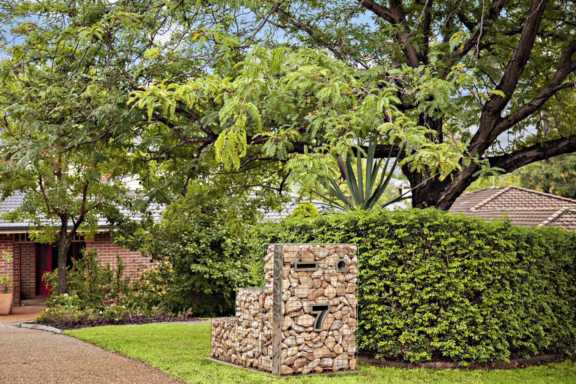 Real Estate For Sale 7 Bovard Court Horsley , NSW