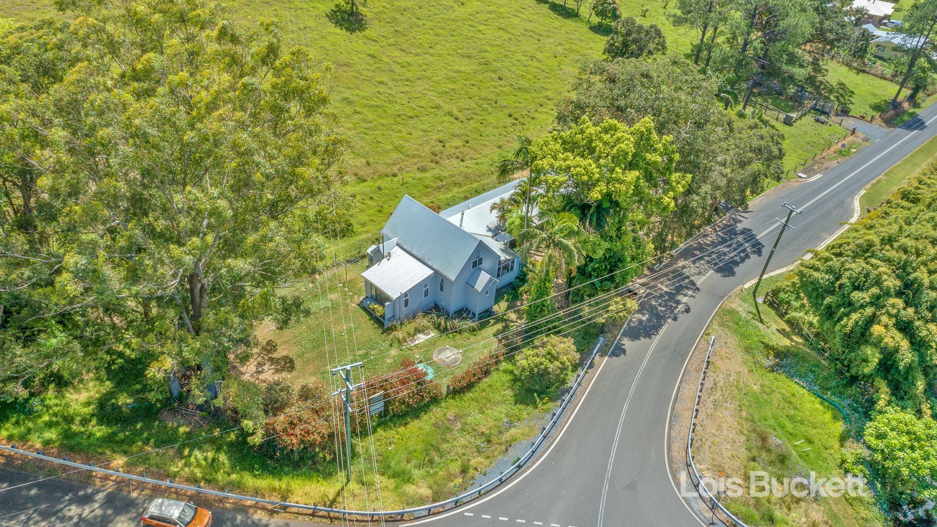 5 Fernleigh Road, Tintenbar Lois Buckett Real Estate