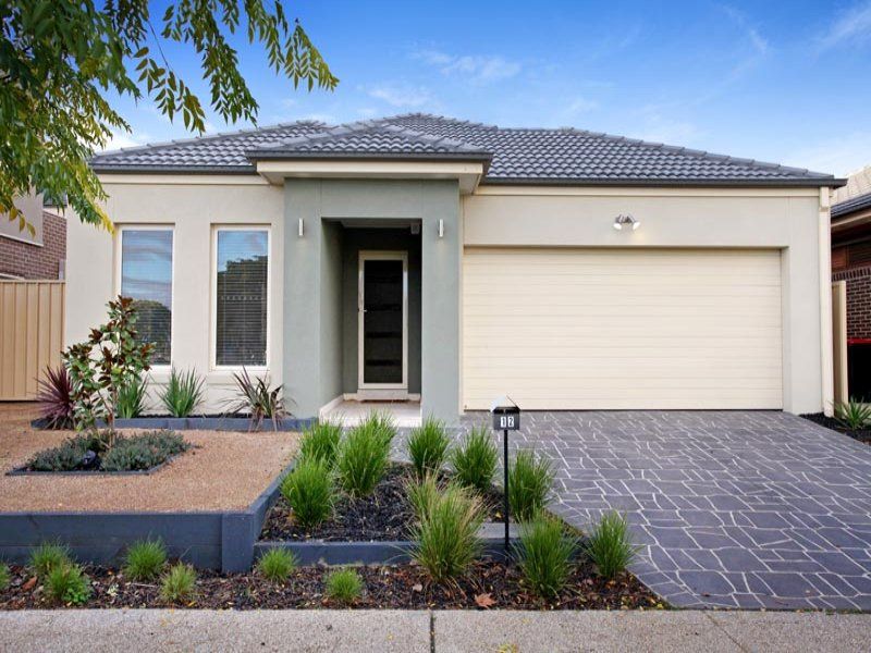 12 Warner Way, CAROLINE SPRINGS Sweeney Estate Agents