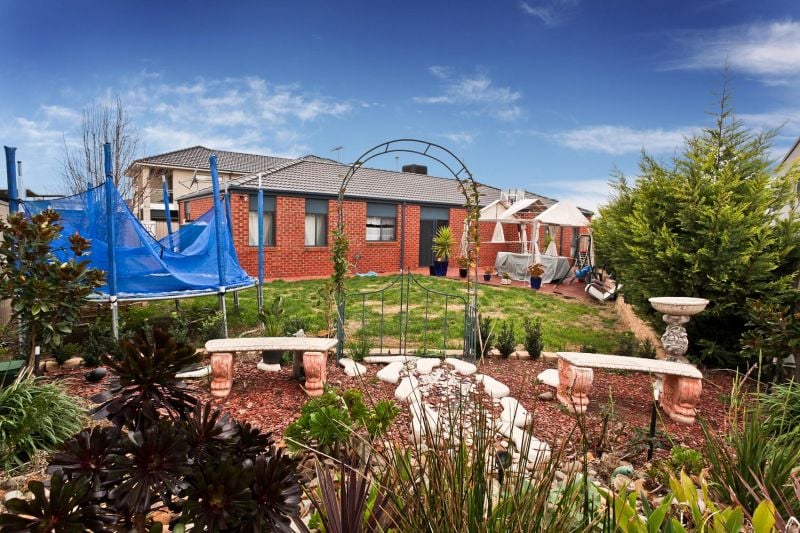 3 Appletree Grove, BURNSIDE HEIGHTS Sweeney Estate Agents