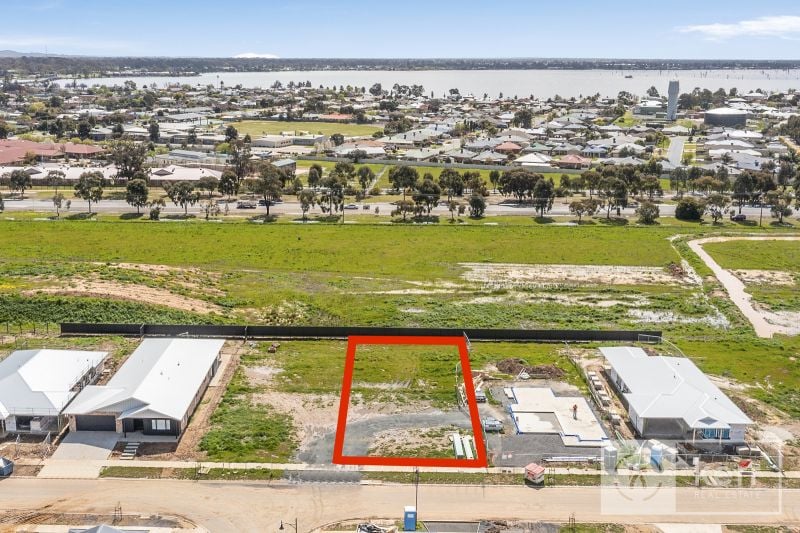 32 Morrisey Drive, Yarrawonga Kerr Real Estate
