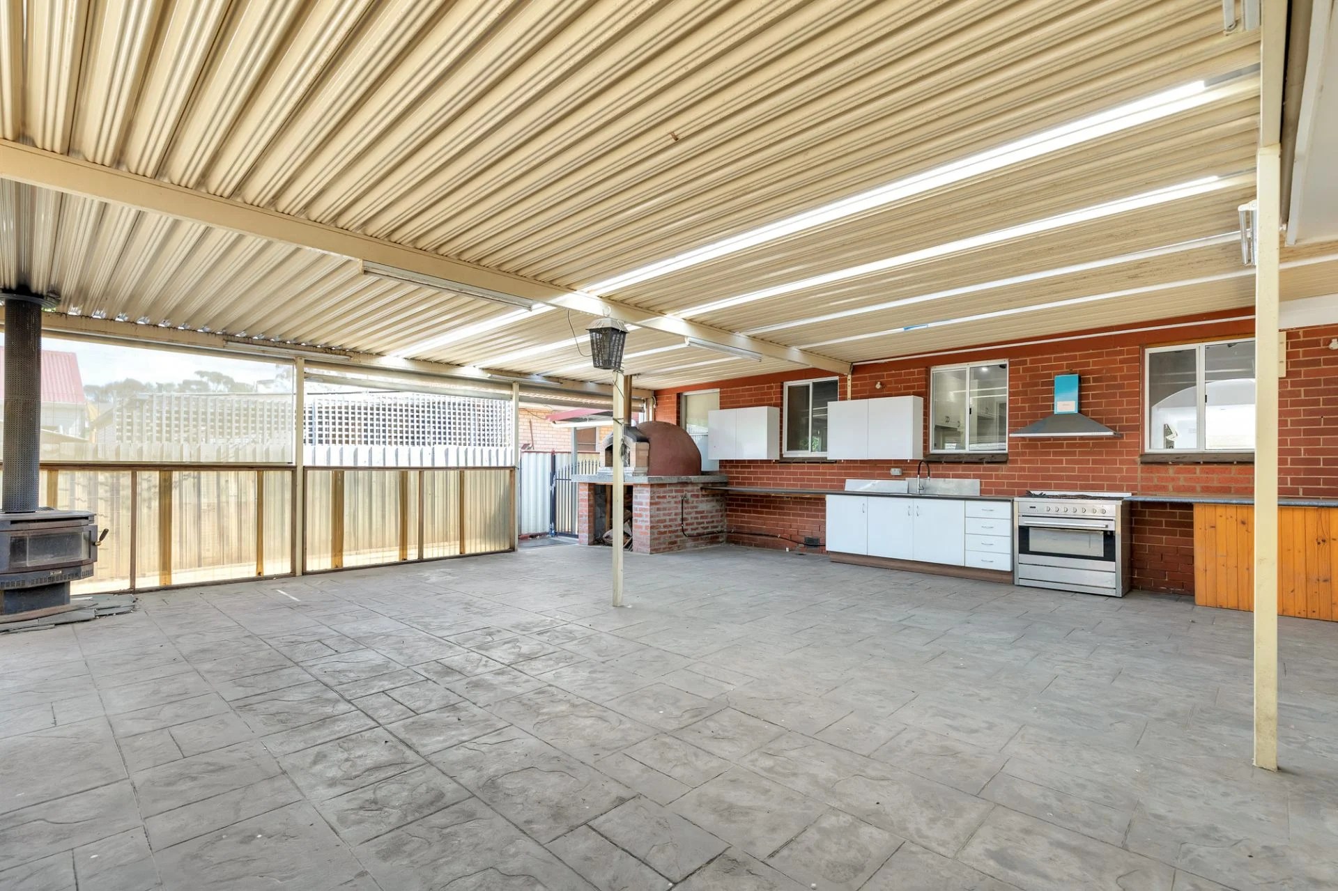 122 Market Road, Werribee OBrien Real Estate