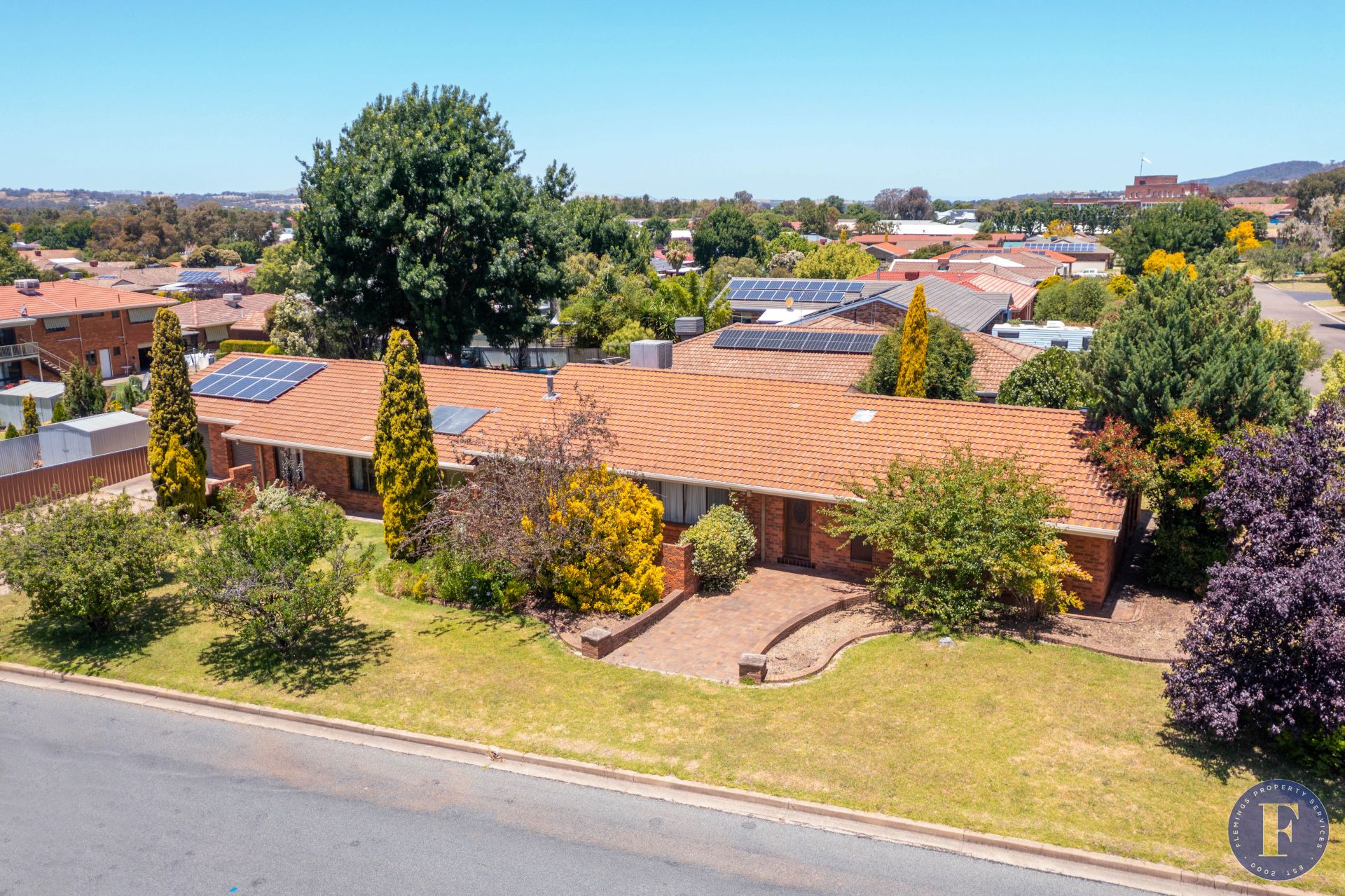 1 Minkara Avenue, Cootamundra Flemings Property Services