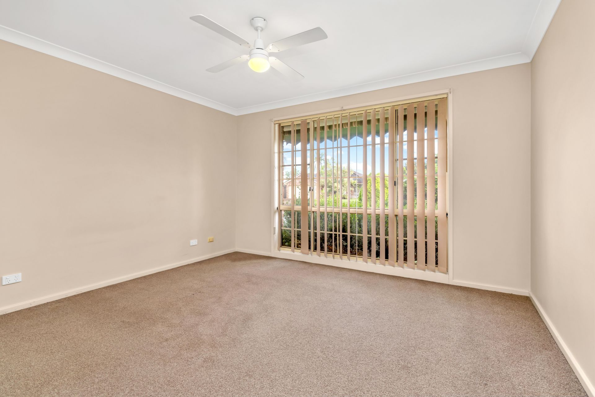 Real Estate For Lease 6 Albert Street Mcgraths Hill , NSW